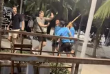 Nha Trang: Làm rõ vụ nhân viên quán bar dùng xẻng đe dọa du khách nước ngoài tại bãi biển